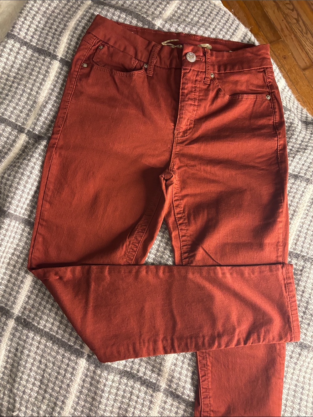 Seven7 Women's Rust-Red Skinny Jeans